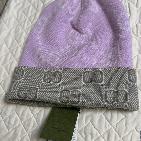 Gucci beanie hat new with tags unisex reversible - Picture 2 of 4